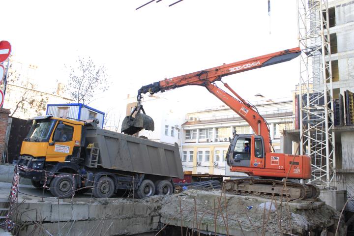 Компания Техоптимум
Компания Техоптимум
Продвигать
Компания Техоптимум-разработка котлована и вывоз грунта.
Экскаватор грейфер Hitachi Zaxis 225 компании Техоптимум.